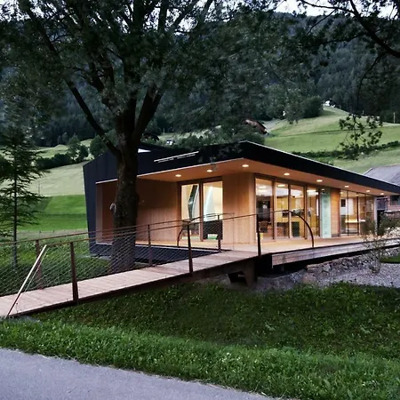 Semesterbostad Designhaus Coop